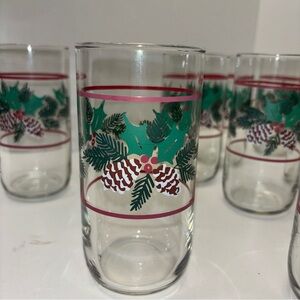 Set of 9 vintage Libbey round bottom holiday glasses with holly and pine design